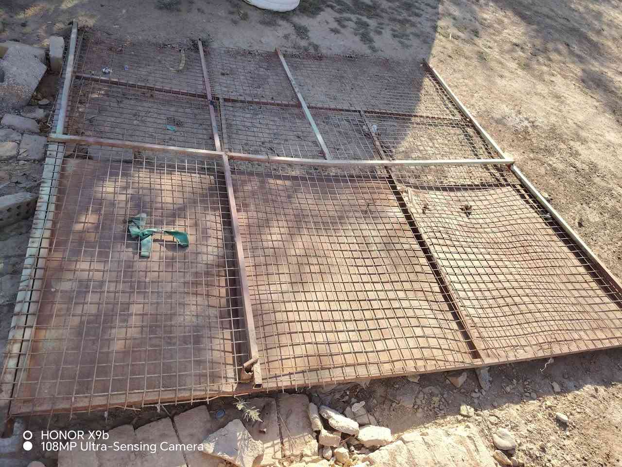 السلام عليكم حبايب عندي غراض للبيع عندي مشبج طول اكو 2قطع 3 في 3.. ووحده طول 4في 3..  وعماريه طول 6في 4.. وصحة 2ونص إرتفاع و طول 3 متر وعارضة اجباس/ ***********/

