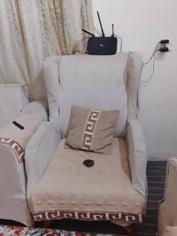 تخم 7 مقاعد نضيف مابي ضرر السعر 150 وبي مجال المكان بغداد الجديد موجود...