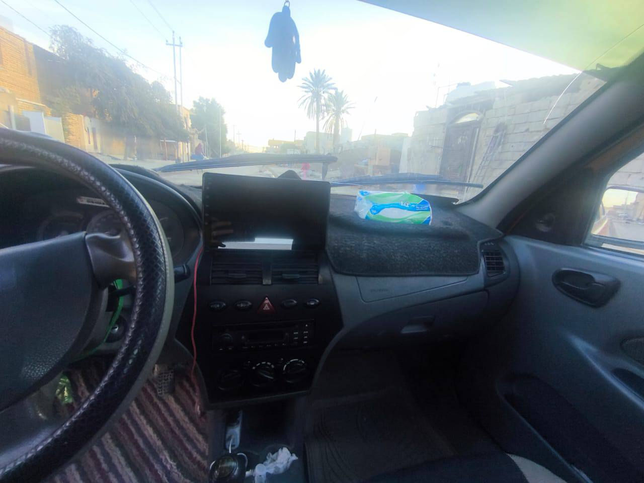 طيبه موديل 2018 
السيارة جاهزه من كلشي 
بيها ضربه بل جاملغ الورا  
تبريد تتفئى شغال   
كهربائيات كامله  تخم تايرات 
العنون كربلاء  قنطرة السلام 
رقم الهاتف ***********
السعر 50 وبيها مجال
