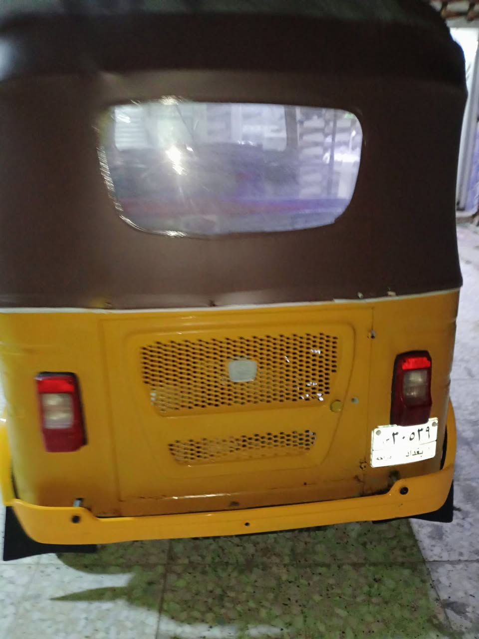 سلام عليكم تكتك للبيع موديل ٢١رقم وسنويه تكتك حلو صبغ عام معمره تكتك بيها ضربه بل صفحه باب ومعمره تجي وتشوف مكينه خير من الله سعر ٦٩٠٠وبيها مجال  بغداد النهروان شراي هاذ رقم ‏‪***********‬‏
