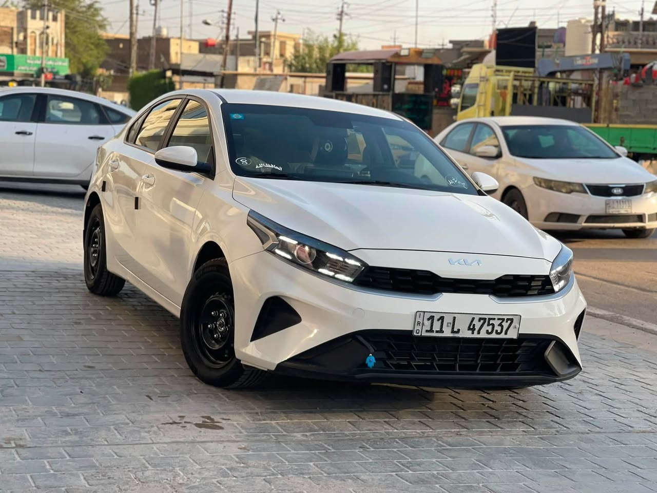 سيراتو  مديل 2024 مكينه 2000 دوش
سياره كفاله عامه من صبغ 

بيها بارد شي كولش بصيط وما مبين موضح بسونار

دومشه عامه كشنات /سفاري /ارضيه 

شاشه تاب /  كامره دمعه اخر صدار /شادهن 250دولار تدعم نضام الاندويد ومطيه جماليه للدشبول

منضومه زنون /عالي/ناصي

تخم تاير جديد /صبغ وياله جدد

 ماشيه 41km

رقم بغداد باسمي 

مكاني بغداد الوشاش

شراي يتصل ***********

السعر 171وبيها مجال بصيط 

سياره جديده وبل عافيه عل ياخذها من كلب ورب
