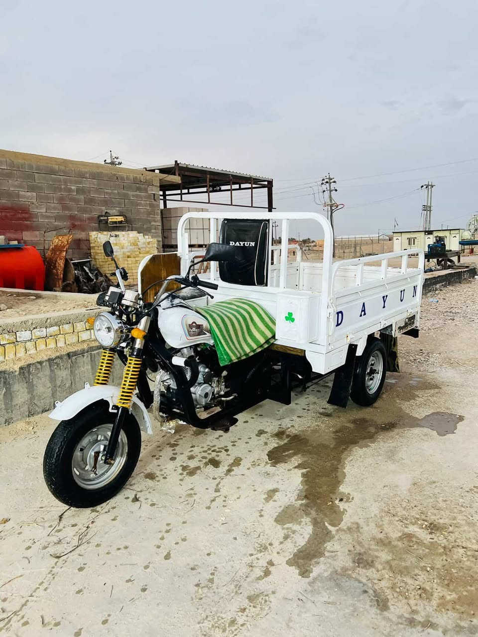 وين الجنايه السلام عليكم ستوته للبيع ماناقصها برغي مكينه بعدها سحك موديل 2021 السعر الاتصال عله الرقم *********** غير متواجد على الخاص النضافه شوفت عينك
