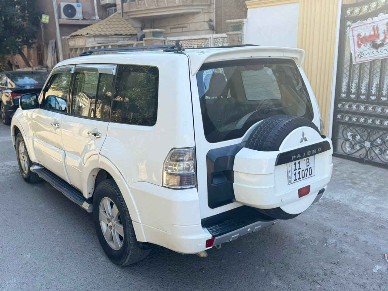 باجيرو 2008 جاهزه على آخر حبايه
بآسمي شخصياً ولسنويه لل2031 
ولسياره بيه ثلاث قطع صبغ بدون دواخل  السياره بلاديه مال شركه العامه 
الكير والمحرك والصدر والتبريد والتراي جديد
السياره خليجيه وجاهزه   رقمه بغداد الجديد الإنكليزي 
ومكانه بغداد  سعره ب98 وبيه مجال حك الجيه  وهاذه رقمي انتصل وبيك خير وادلل ***********
