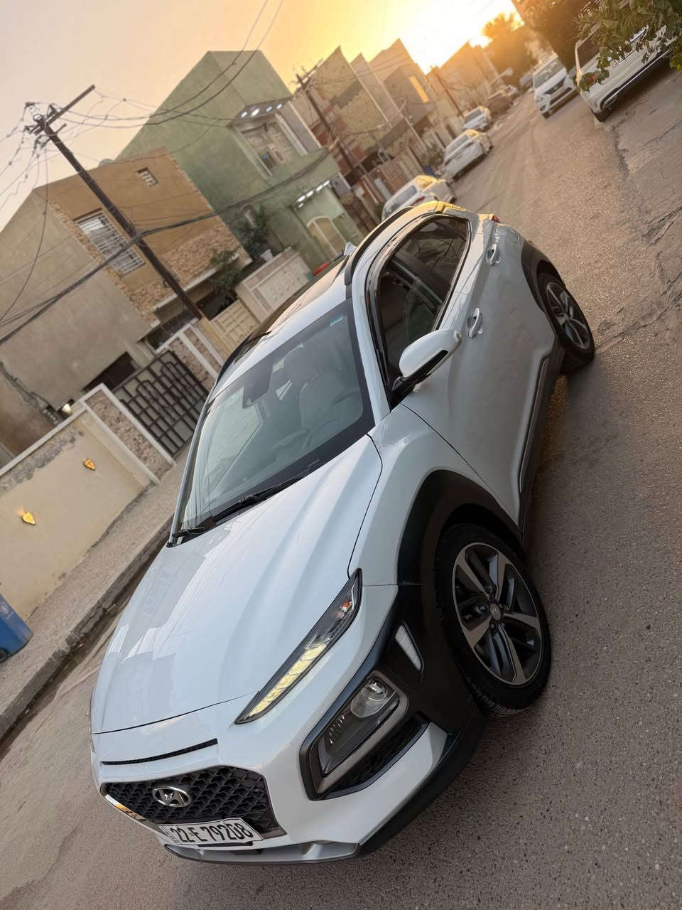 سلام عليكم
للبيع هونداي كونا 2020
وارد امريكي ضررها بدايه الجاملغ والبنيد ومبدل نفس اللون وصور الحعدث مرفقه مع الصور 
رقم ارييل جديد بأسمي
مواصفات 
فتحه
بصمه
بصمه ابواب
شاشه جبيره
رادر من كل الحوانب
داخل ابيض جلد ملكي
كشنات كهرباء 
واير ليس شحن
كشنات تبريد تدفئه
السياره فول مواصفات للاخير
واي نقص مابيها تخم تاير جديد مكينه وكير مكفولات
السعر 138 ورقه وبيها مجال بسيط
العنوان بغداد الصليخ
الرقم *********** بغداد, العراق
