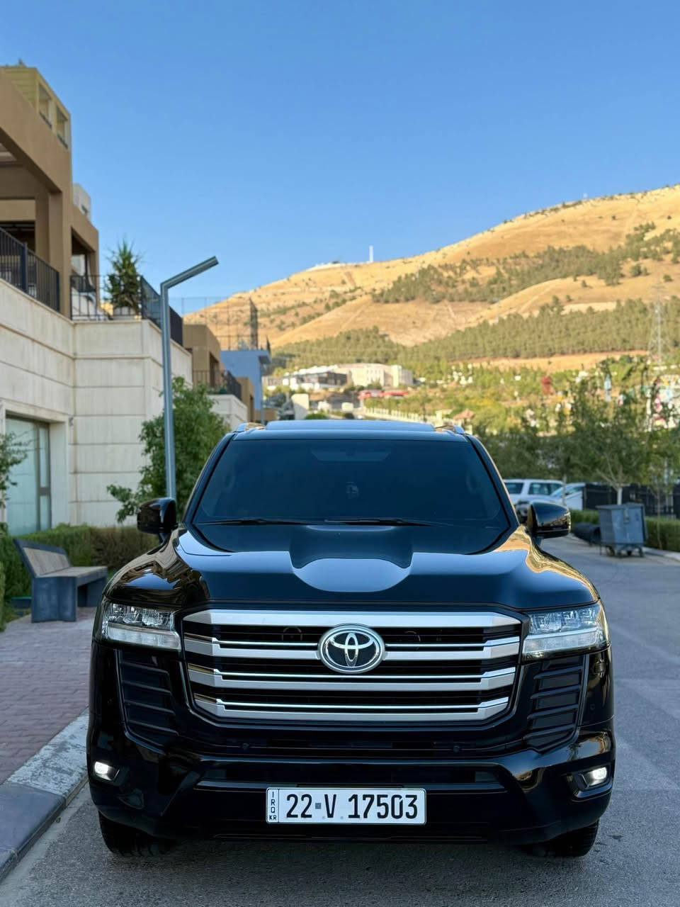 لاندكروز 
ساز ام تطبيق شاشات
مكفوله 
مغلفه كامل 20ورقه
ماشيه 50الف
اربيل بسمي
تنفس طبيعي
*********** 
البصره الزبير 
السعر 640بيهه مجال بسيط البصرة, العراق
