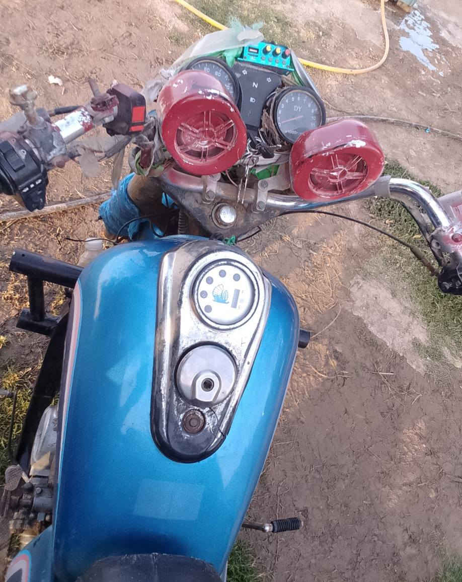 السلام عليكم 
ستوته للبيع موديل 2013 اوراق نضيفه اكفل كلشي بيها ماعده محرك ماكفله اطلاغأ اكفل شاصي وبدي وأوراق سعر خاص مكاني رفاعي  واتساب ***********
