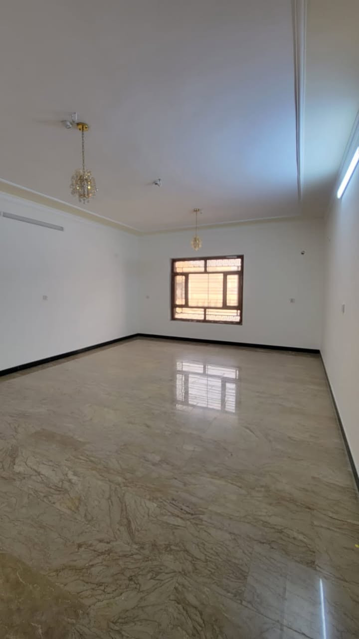 #للايجار__________في__________السيدية
بيت مساحتة ١٠٠ متر نظيف جدا

يسلم فارغ من كل الأثاث في مربع جدا هادئ

يحتوي الدار على ٤ غرف نوم صالة مطبخ خدمات عدد ٢

للاستفسار آكثر الأتصال على الرقم 

***********

او زيارة المكتب الكائن في منطقة السيدية 

شارع جامع الأقصى مقابل لحوم جويلي 

مكتب المصطفى للوساطة العقارية
