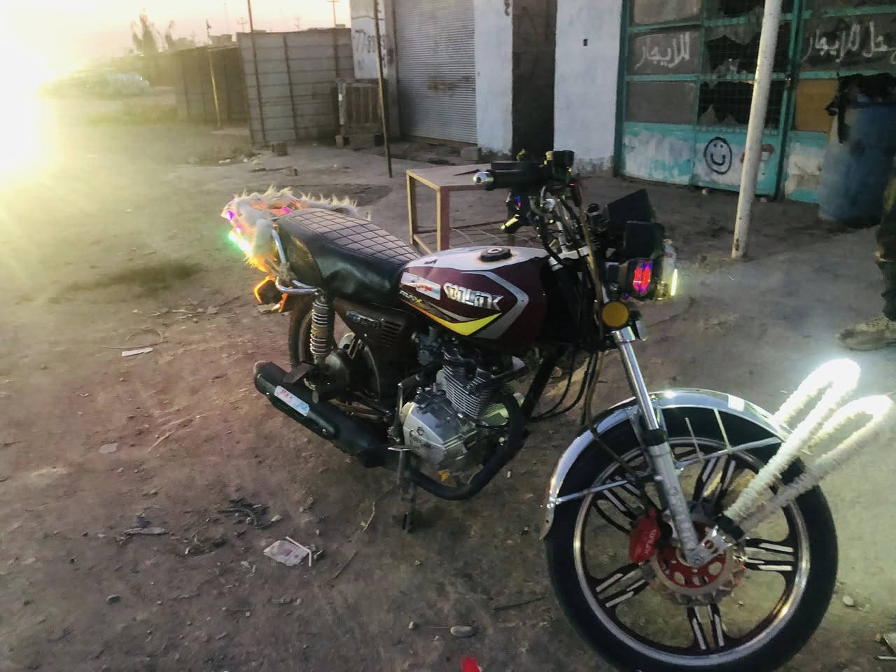 سلام عليكم شباب
درجه سيفان محرك 150

موديل 23لون موروني 

درجه محرك خير من الله مافتحو 

شعله مالته شرط تكبن بيك 

سعر 530وبيه مجال قليل 

مكان شهربان متوجد خاص رسلني


**إذا كنت صاحب هذا الإعلان وتريد حذفه لأي سبب، رجاءا أرسل رسالة إلى الدعم الفني**