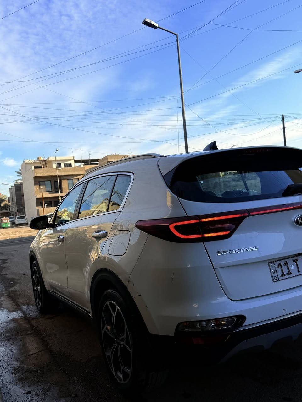 السلام عليكم
(( بيع او مراوس توسان حديث فقط))
كيا سبورتج 19جيتي لاين خليجي           
محرك 2000 
مواصفات السيارة حلوة
بنوراما
كشنات الأمامية كهرباء 
بصمة
داخل حمصي مرغوب
ماشية 100الف
شاشة أندرويد 
حساسات امامي خلفي
شاحن لاسلكي
ثلاث وضعيات قيادة 
كاميرا خلفيه دوارة
العدسه الاماميه متحركة
نضام ابل كاربلاي واندرويد اوتو
مساعد نزول منحدرات
نظام ترحيب عند الاقتراب من السيارة
المري قابلة للطي
حساس مطر 🌧️  
الصندوق الخلفي كهرباء 
شفتات استيرن 
مثبت سرعة
فول تحكم استيرن
وبعد بيها هواي موصفات محرك وكير وتبريد  مكفول تحويل ثاني يوم
(( السيارة بيها ملاحظات مأشرة في الصور ))
الحادث سطحي فقط بدووون دواخل
للأستفسار مكاني بغداد ساحة ميسلون
السعر (195) وبيه مجال

الاتصال على الرقم ‭***********‬
