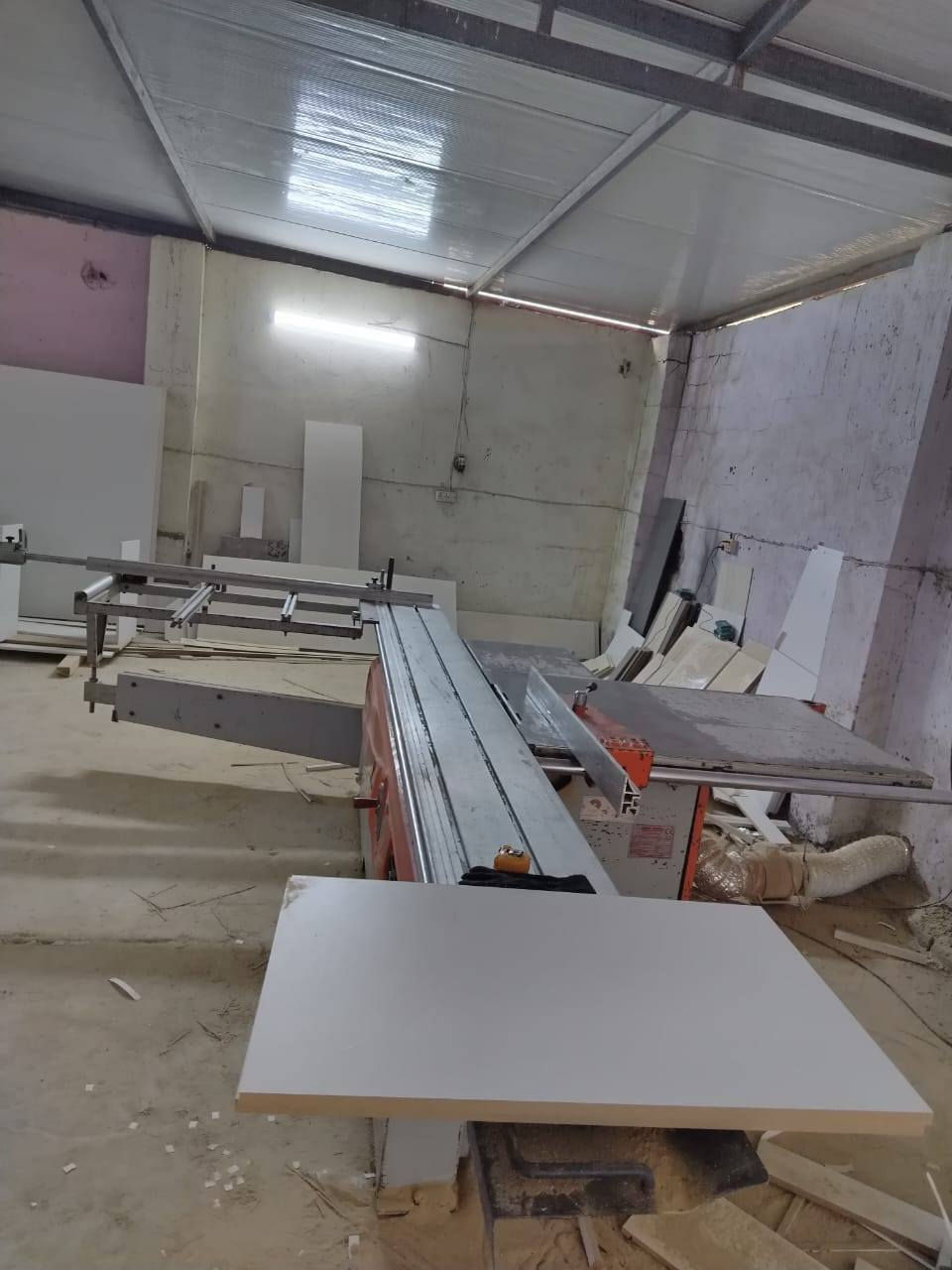 لاسقة شريط تركي مع ميشار سلايت تركي حجم 380حلةحمزة‏***********
