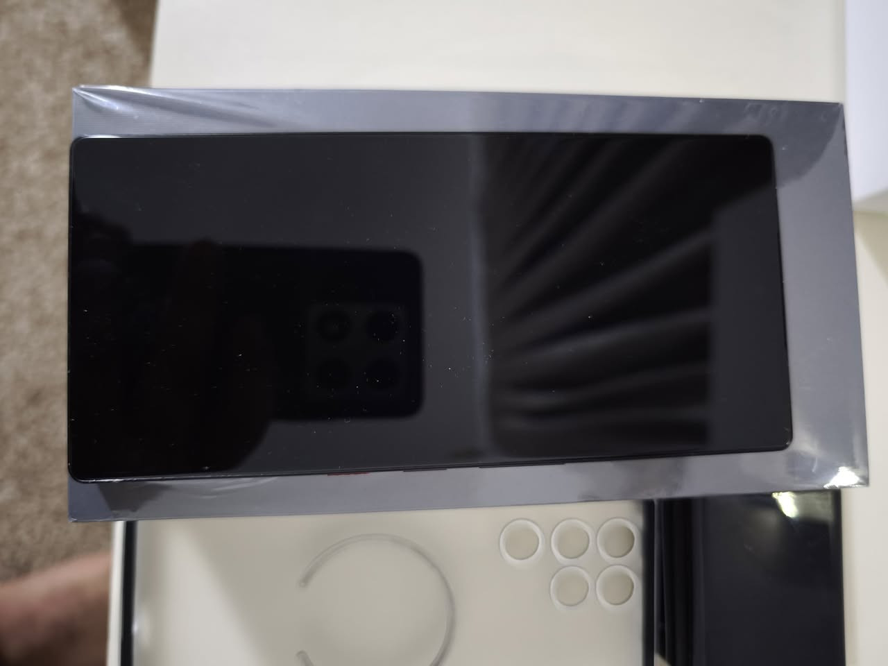 الـسلام علـيكم ورحـمة اللّٰـه وبـركـاتـه 
- ﴾ RED MAGIC 11 PRO ﴿
- ذاكـرة ﴿ 256 ﴾
- رام ﴿ 12 + 12 ﴾ 
- جـهاز نـظيـف حيـل وكـلشـي موضـح بالصـور 
- الـمروحـة فـقط واكفـة ومـاعرف شنو الـخلل 
- الـجهاز ﴿ مـو مفـتوح ﴾ 
- الـجهاز ضـمان 12 شـهر 
- أستـخدام اقـل الشهـرين 
- مـلحقات ﴿ كـارتونة . شاحنة . كيبل . كفر حديد . مـروحـة تبـريد عادية ﴾ 
- الـسعر ﴿ 900.000 ألـف ﴾ قـفل 
- مـكاني ﴿ ديـالى _ الـحويش ﴾ 
- تـواصل ﴿ مـاسنـجر _ واتـساب ﴾
- ***********
