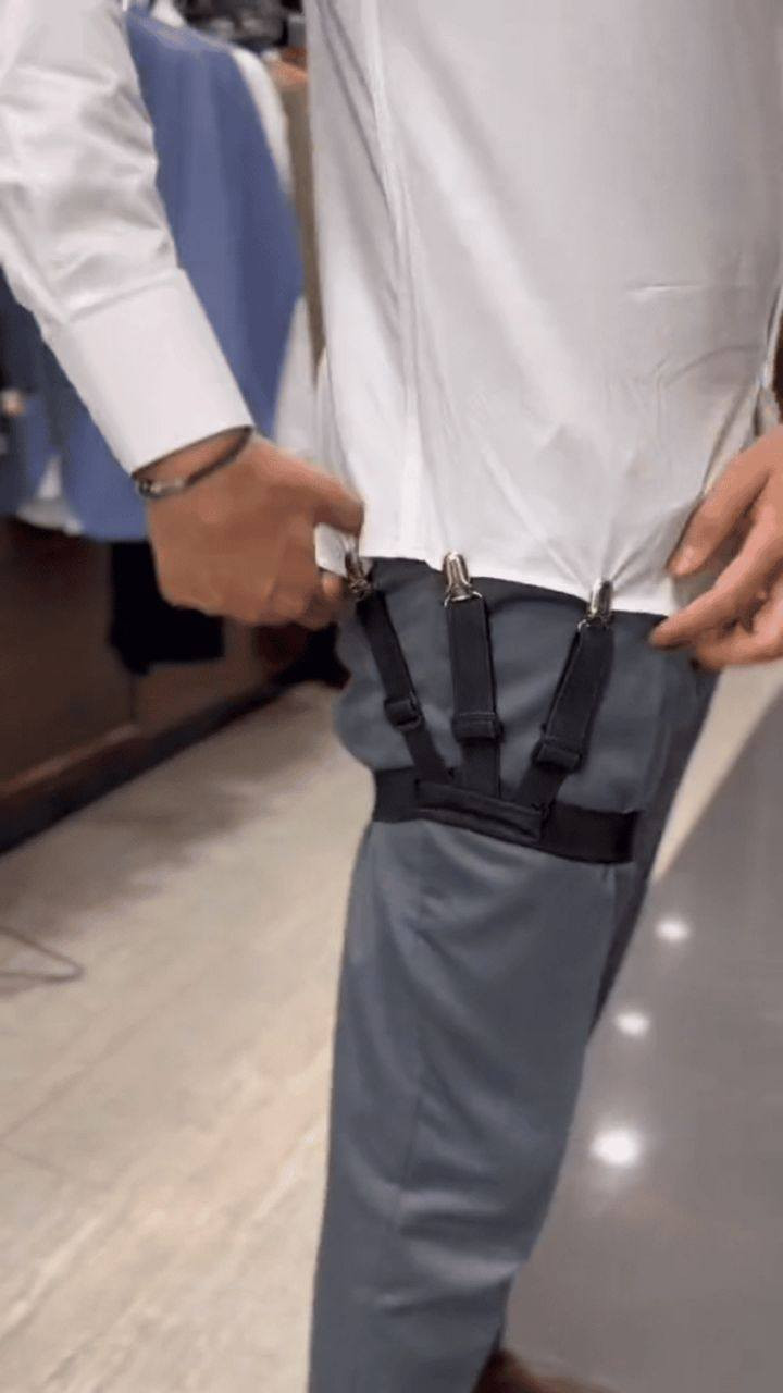 👔✨ تعبت من القميص كل شوية يطلع من البنطرون؟
تتعب كل يوم حتى تحافظ على مظهرك أنيق؟
تكعد الصبح تكوي ملابسك… وبنص اليوم يضيع الكوي بسبب السيارة أو المكتب؟ 😤
✅ الحل سهل!
حمالات تثبيت القميص تخلي مظهرك مرتب طول اليوم 👌
✔️ مطاط مرن + مشابك معدنية قوية
يثبّت القميص بدون ما يجرحه
✔️ خفيفة ومريحة… ما تحس بيها حتى لو طول اليوم لابسها
✔️ مناسبة للعمل، الاجتماعات، والمناسبات الرسمية
✨ خليك واثق… ومظهرك أنيق بكل لحظة ✨
💰 السعر: 12,000 د.ع
🚚 توصيل مجاني لكل العراق
للتواصل والطلب:
📱 واتساب: ***********
📨 تليگرام: @Bzati
📢 القناة: https://t.me/Bazi3ti
