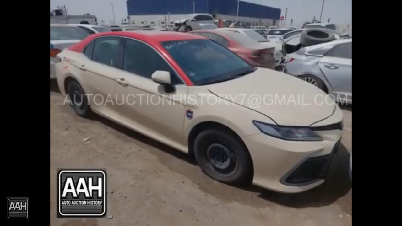 السلام عليكم كامري تكسي دبي ٢٠٣٣ بدون حادث صبغت قمارتها فقط توحيد لون ماشيه ٢٢٠ الف km  مكينه كير بطاريات صدر مكفول بلادي تايرات جدد مكانها بغداد سعرها ١٦٥ وبيها مجال ***********
