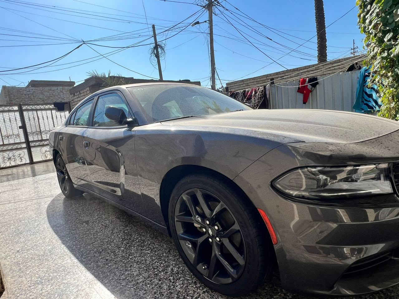 الاصدار الخير 23
سلام وعليكم دوج جارجر sxt بلاك 
كشنات حضن تبديل بابين جهت الصدر وصبغ جاملغ خلفي 
بجم اكبس تخم تاير جديد ماشيه 37  صور حادثه بلمنشور 
مكاني بغداد زعفرانيه السعر 230 وبيه مجال رقم بغداد بسمي
***********
