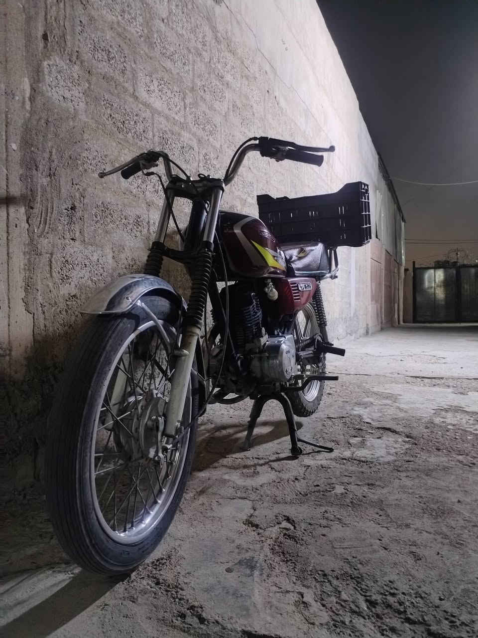 ماطور إيراني 4 كير السعر ٢٢٥ بي مجال للاستفسار رقم ***********
