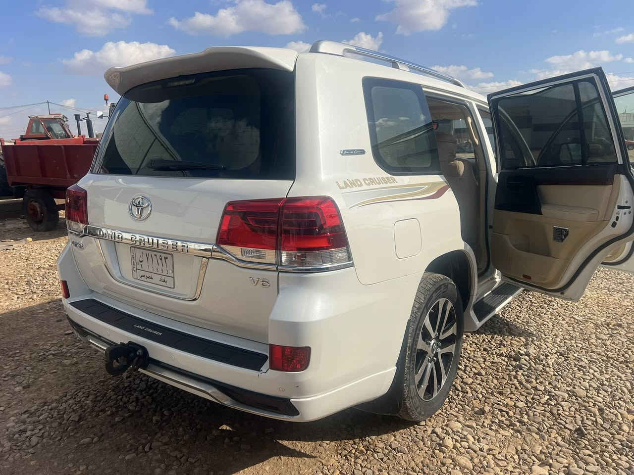 لاندكروزر موديل 2016كفاله عامه
فوال مواصفات ابريم 
مكاني واسط العزيزيه
***********
