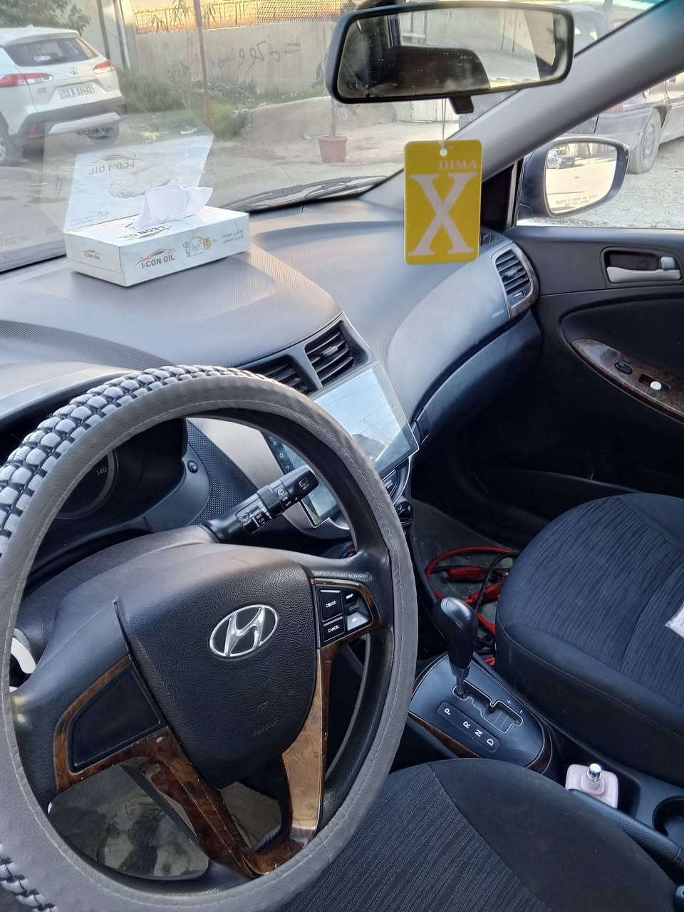 اكسنت رقم بغداد موديل 2016 وارد امريكي محرك 1600 السعر 85 وبيها مجال موبايل ***********
