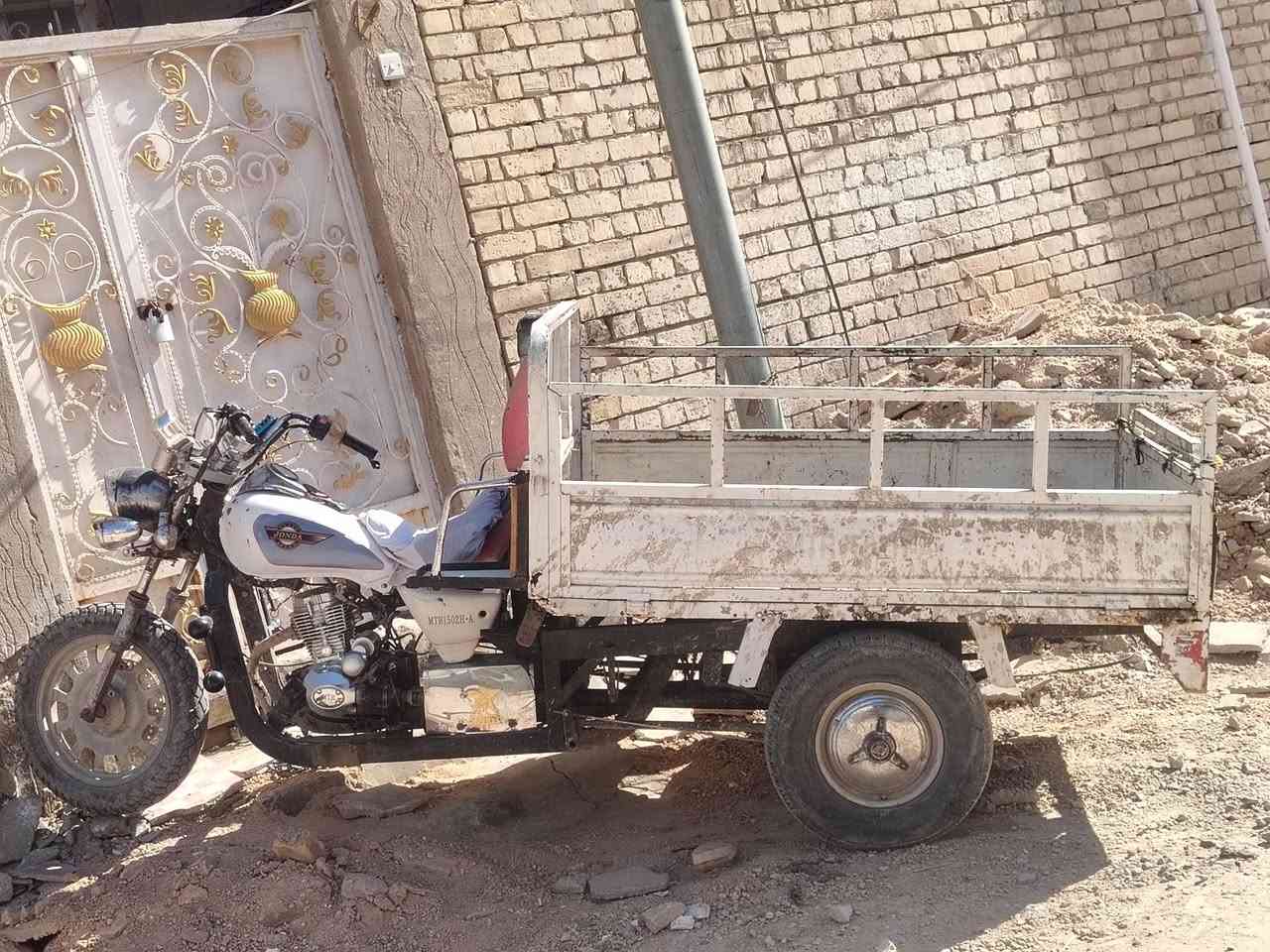 ستوته رقم اسود وسنويه
مكينه 25 بجيس + اكسن جمره جديد

*********** مكاني نجف حي النداء

سعره 900
