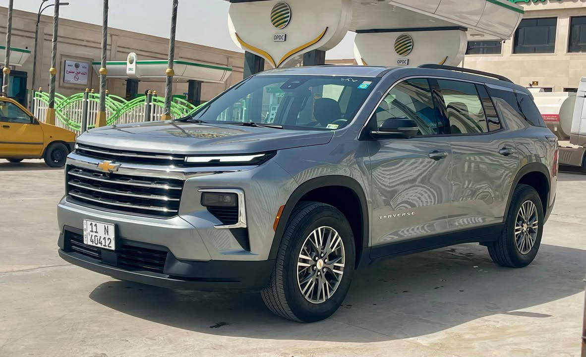 سلام عليكم
ترفس 24دخول جديد محرك 2500تيربو
رقم شهداء بغداد بس ولد شاب وكالة مباشر
ماشيه38 بيه قطعتين تبديل جاملغ وباب الراكب
بدون وشاصي بدون راديرات كله ع وضعه شركه
فئة LT كمرات360 رادارات محيطه صندوك كهرباء 
تشغيل عن ءبعد 7راكب عائليه شحن لاسلكي 
مكاني بغداد 315ورقه
***********
