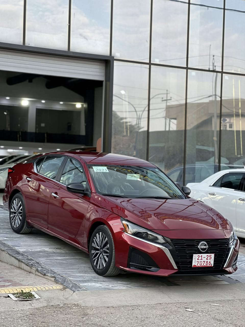 سلام عليكم نيسان التيما2024 مواصفات sv المعروفه ماشي 37 الف بجم  كبس ضربته كلش خفيفه فقط جاملغ صبغ بدون دواخل موجود صوره الضرر وسونر في المنشور بشرط حتى دعاميات مو صبغ رادار حجر كله بلاد 
مكان:ديالى/ خانقين
رقم:***********
