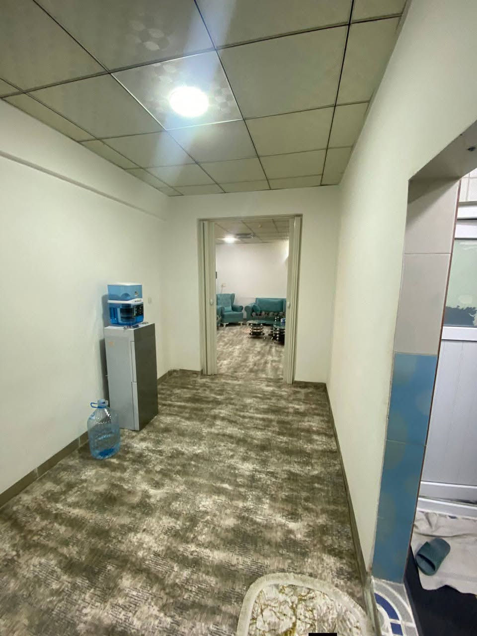 شاهان ستي
شقه للبيع في شاهان ستي 
مساحه 128 م 
غرفتين نوم وصاله ومطبخ وصحيات 
موثث كامل 

السعر:- 4 دفاتر و80 وبيها مجال 

للاستفسار الاتصال على الرقم التالي 
***********
***********
***********
