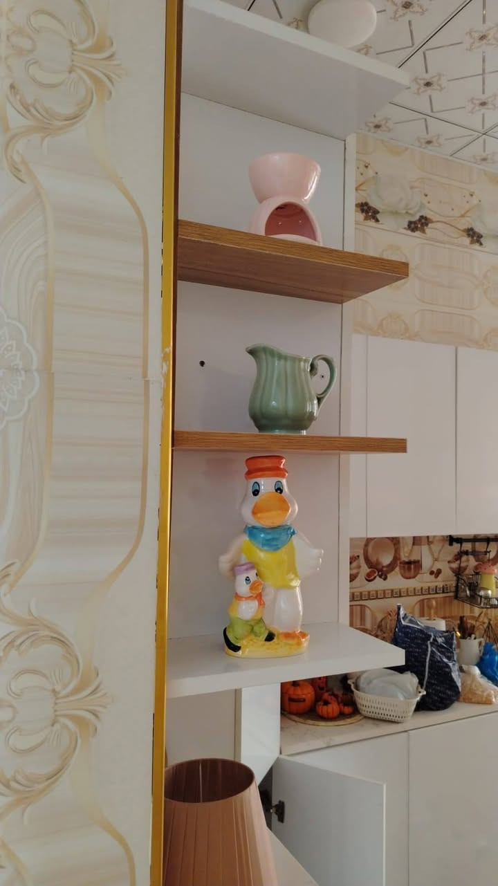 اربع متر  حطاطه  داخله خشب pdf.  الفلوجه  *********** السعر٧٠٠
