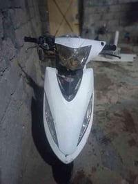 سلام وعليكم دراجه كامكو دراجه متروكه دراجه كله شغال بس هسه طافيه ابيع ...