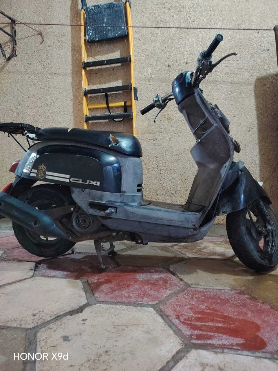 سلام عليكم ورحمة الله وبركاته دراجه للبيع بليس كابريتر شرط الفحص وين ميعجبك مديل ٧ بعدهي نضيفه الاشاير جاي ارتب بيهن  محرك مامفتوح شرط ٩٠٠ وبيه مجال قليل شرط الفحص


**إذا كنت صاحب هذا الإعلان وتريد حذفه لأي سبب، رجاءا أرسل رسالة إلى الدعم الفني**