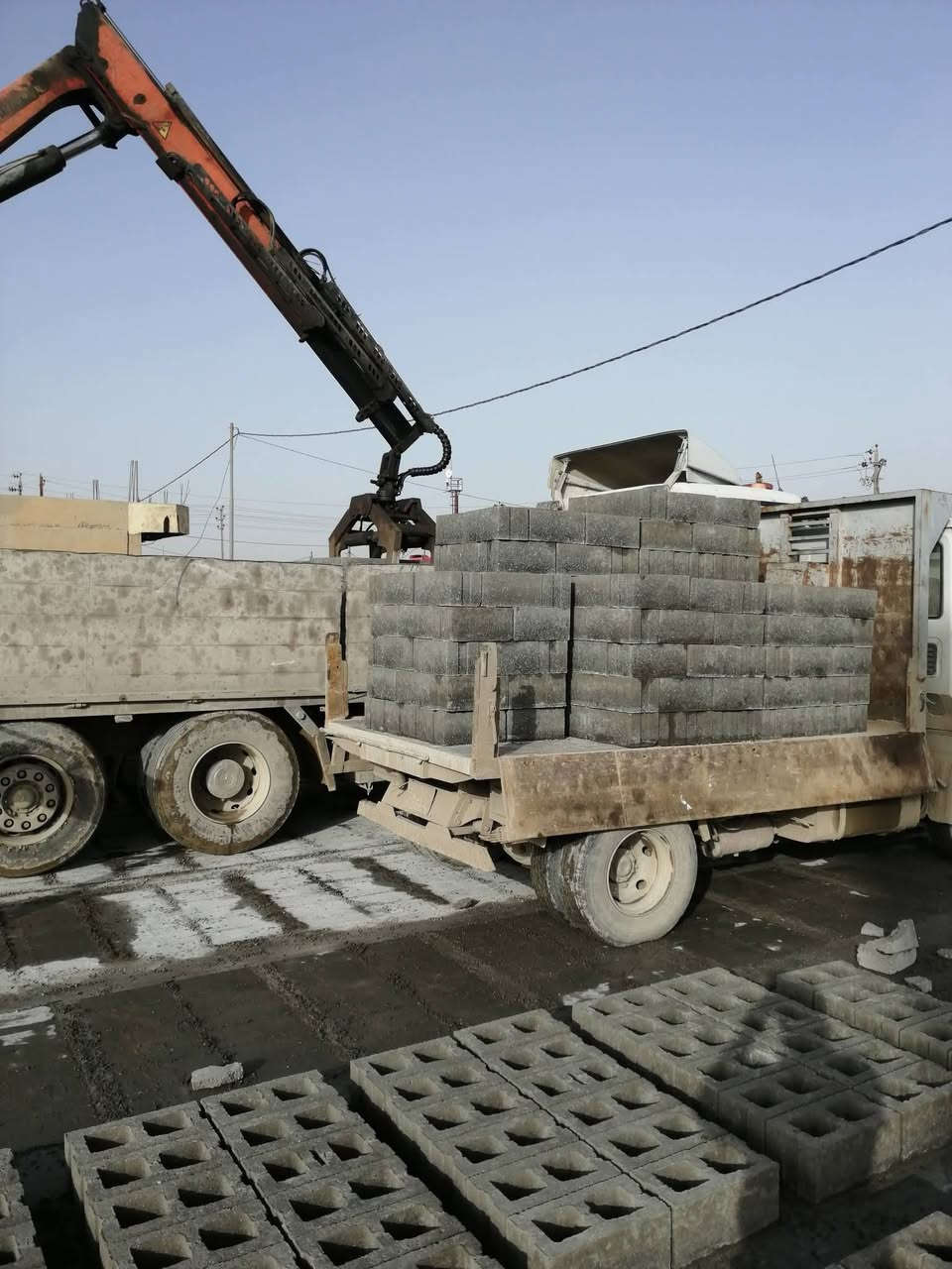 يتوفر الدينا جميع قياسات البلوك 15سم و20 سم و12 سم  الموقع الفلوجه حي صناعي
***********
***********
***********
