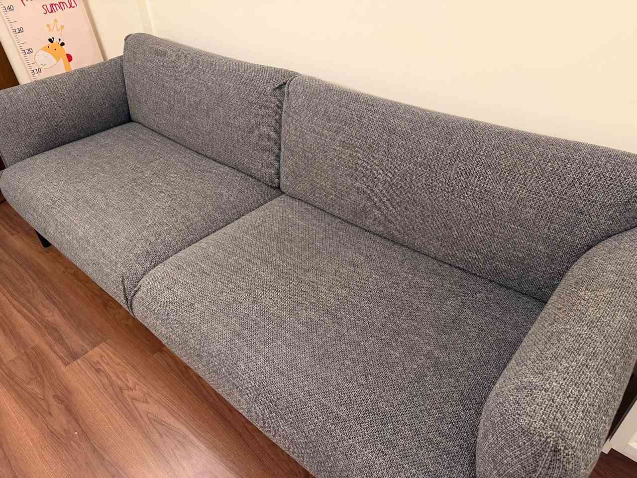 IKEA 
Perfect condition, used for 2 months
350 usd أربيل, العراق


**إذا كنت صاحب هذا الإعلان وتريد حذفه لأي سبب، رجاءا أرسل رسالة إلى الدعم الفني**