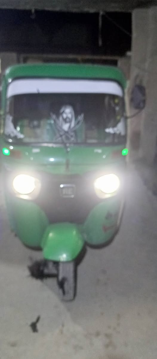 سلام عليكم تك البيع موديل 21 رقم بابل السعر خاص ***********
