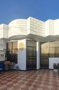 بيع • حي ذويب الاول • قرب شارع العام