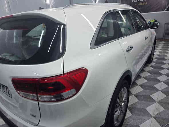 السلام عليكم 
كيا سورنتو خليجي موديل 2018 مكفوله رقم بغداد الدولي باسمي مكينه 6 سلندر 7راكب بصمه أبواب وتشغيل جنطه كهرباء  كامره خلفيه دواره حساس أمامي وخلفي كشنين كهرباء لايت زنون زراك لايت كير محرك كله مكفول تخم تاير جديد برد أبواب خلفيه كشنات جلد لونين ماشيه 115 
السعر 227$بيها مجال قليل العنوان بغداد الغزالية 
***********
