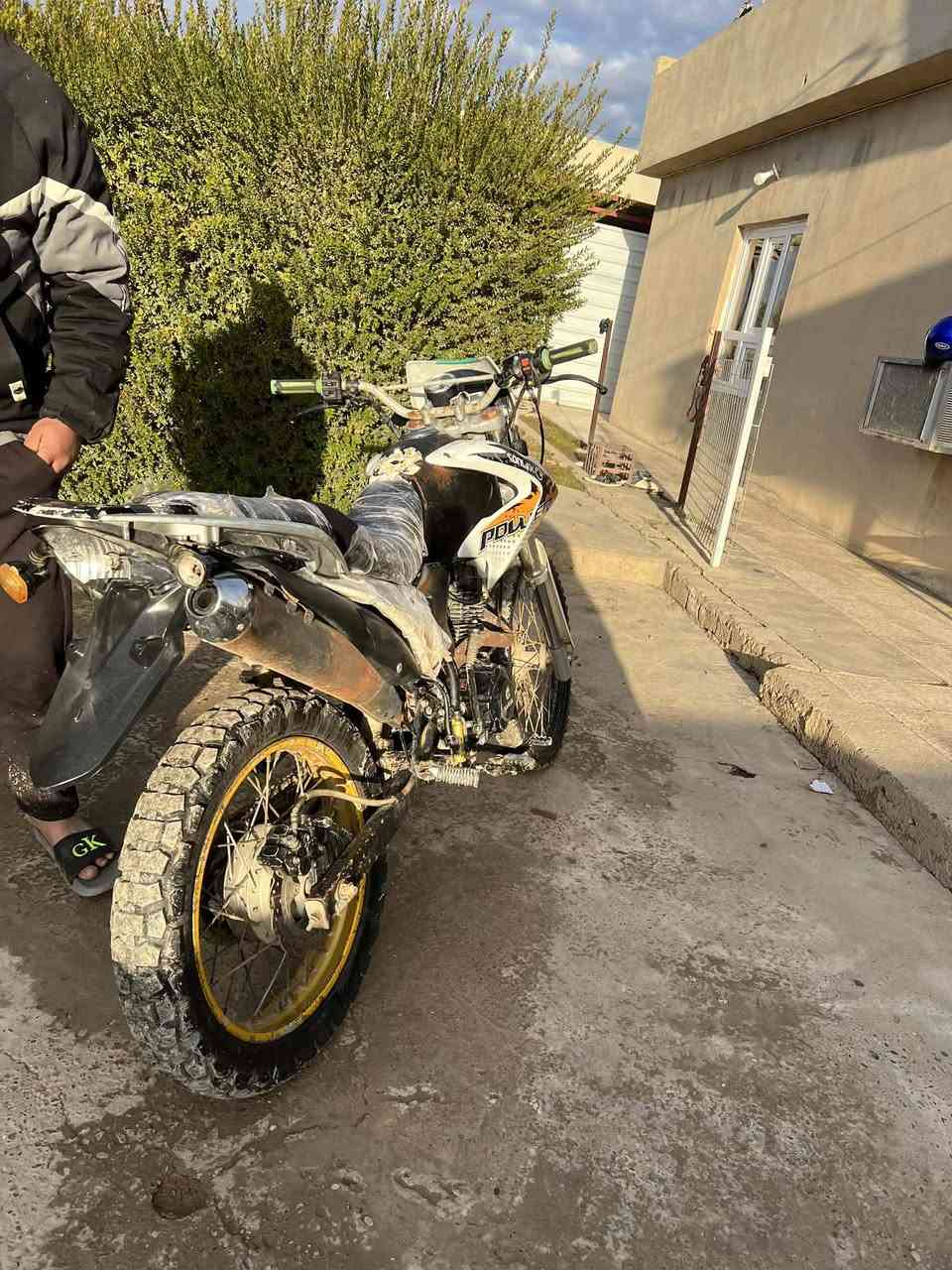 السلام عليكم قفاز سولنك للبيع محرك 200cc معمر رنكات فقط.ادفع سعر عجبني ابيعك
#مكاني_قرية_الشويرات 

#رقمي***********
