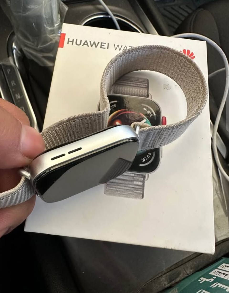 fit 3
ماخذها جديده قبل 5 اشهر كاامل ملحقاتها سعرها 85 
مكااني نجف بدون توصيل


**إذا كنت صاحب هذا الإعلان وتريد حذفه لأي سبب، رجاءا أرسل رسالة إلى الدعم الفني**