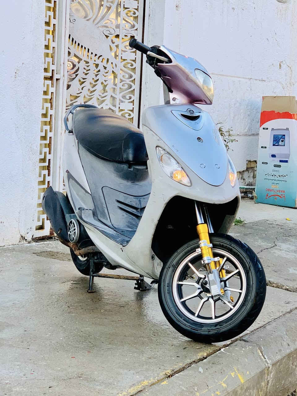 السلام عليكم  دراجة ماكس منغولي للبيع او مراوس حسب القناعة دراجه طالعة حاوية على ايدي وما تعبانه مال من بيت لل مدرسة ومداريها من دهن كله امزويل من طلعت لهاذه ليوم وجاملخ مالها موجود دراجه بلادية وما ملعوب بيها  سعرها 950 وبيها مجال مكان ناصرية مركز تجي جيب فيتر وتفحص وانه بل خدمة


**إذا كنت صاحب هذا الإعلان وتريد حذفه لأي سبب، رجاءا أرسل رسالة إلى الدعم الفني**