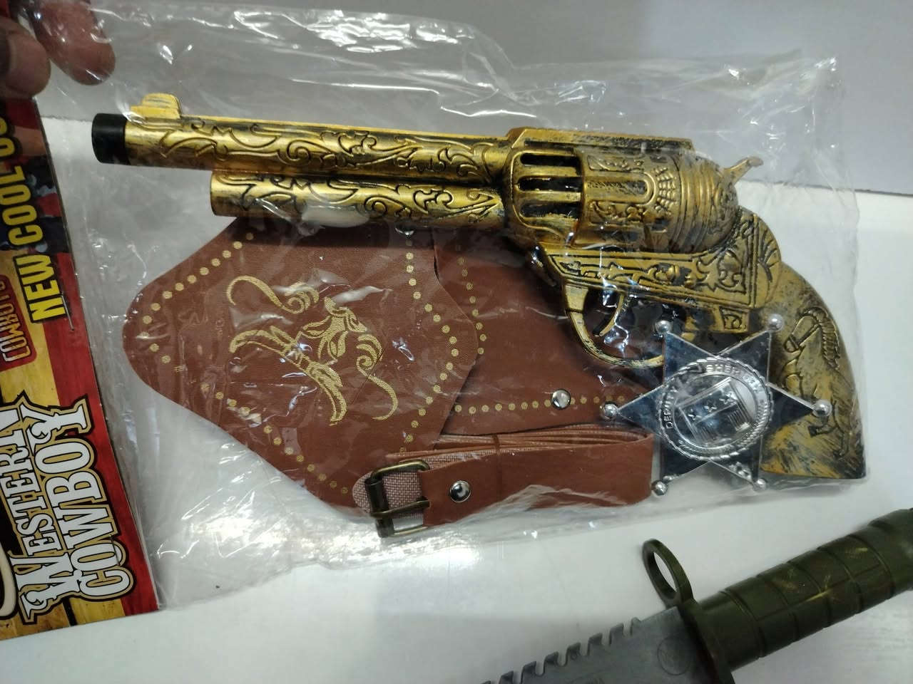 بسم الله
متوفر هالجمال جديد بالباكيت ختم اصلي نوادر


**إذا كنت صاحب هذا الإعلان وتريد حذفه لأي سبب، رجاءا أرسل رسالة إلى الدعم الفني**