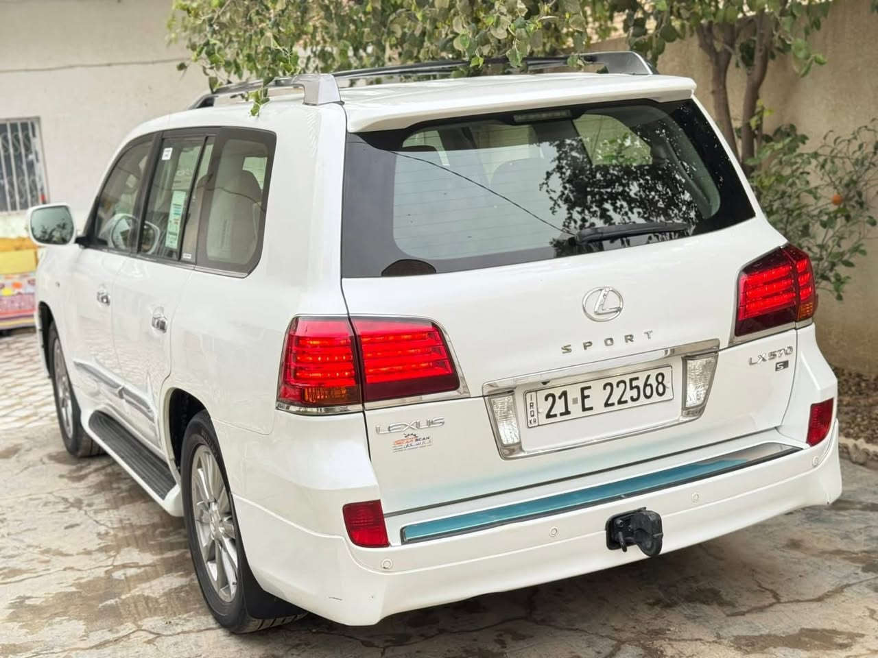 السلام عليكم
2011 خليجي السونار مرفق وي الصور 
سنويه لل27 بسمي السعر330 وبيه مجال 
‭0770 731 3303‬
