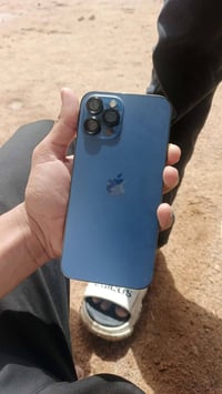 ايفون 12 برو ماكس • بطارية 77% • ديوانية