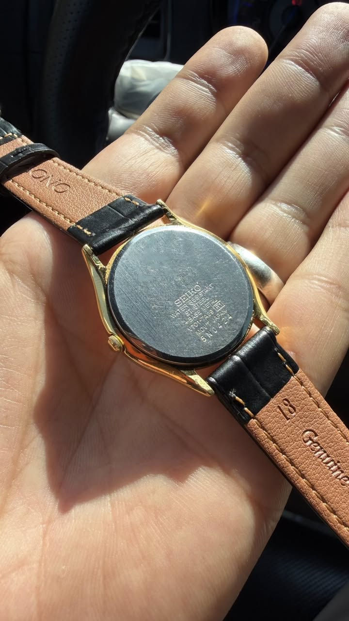 Made in Japan 🇯🇵
سيكو ياباني اصلي
سنة الصنع 2005
قطر 35
نظام التشغيل كوارتز 🔋
نضافة تامة 
السعر 65 الف فقط


**إذا كنت صاحب هذا الإعلان وتريد حذفه لأي سبب، رجاءا أرسل رسالة إلى الدعم الفني**