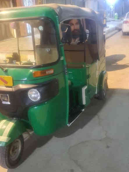 السلام. عليكم تكتك 22 شهر 8 كفاله عامه ب8 و600 وبيهه مجال مكاني رفاعي ***********
