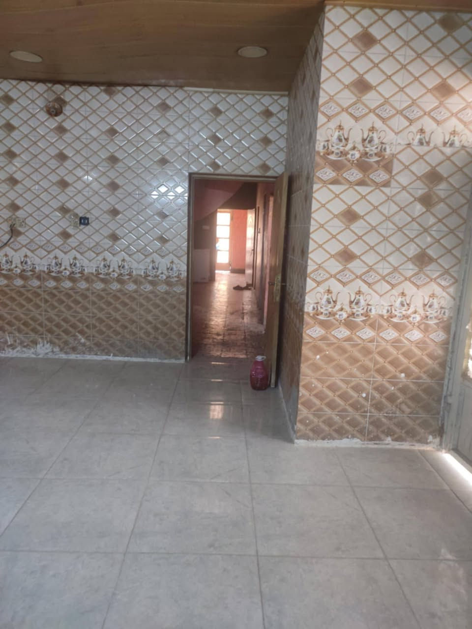 سلام عليكم بيت للبيع بلبركبه شارع المطارباب الخروج شارع شفلات غرفتين وصاله ومضيف ومطبخ  وحمامات دخليه وخرجيه وحديقه للبيع


**إذا كنت صاحب هذا الإعلان وتريد حذفه لأي سبب، رجاءا أرسل رسالة إلى الدعم الفني**