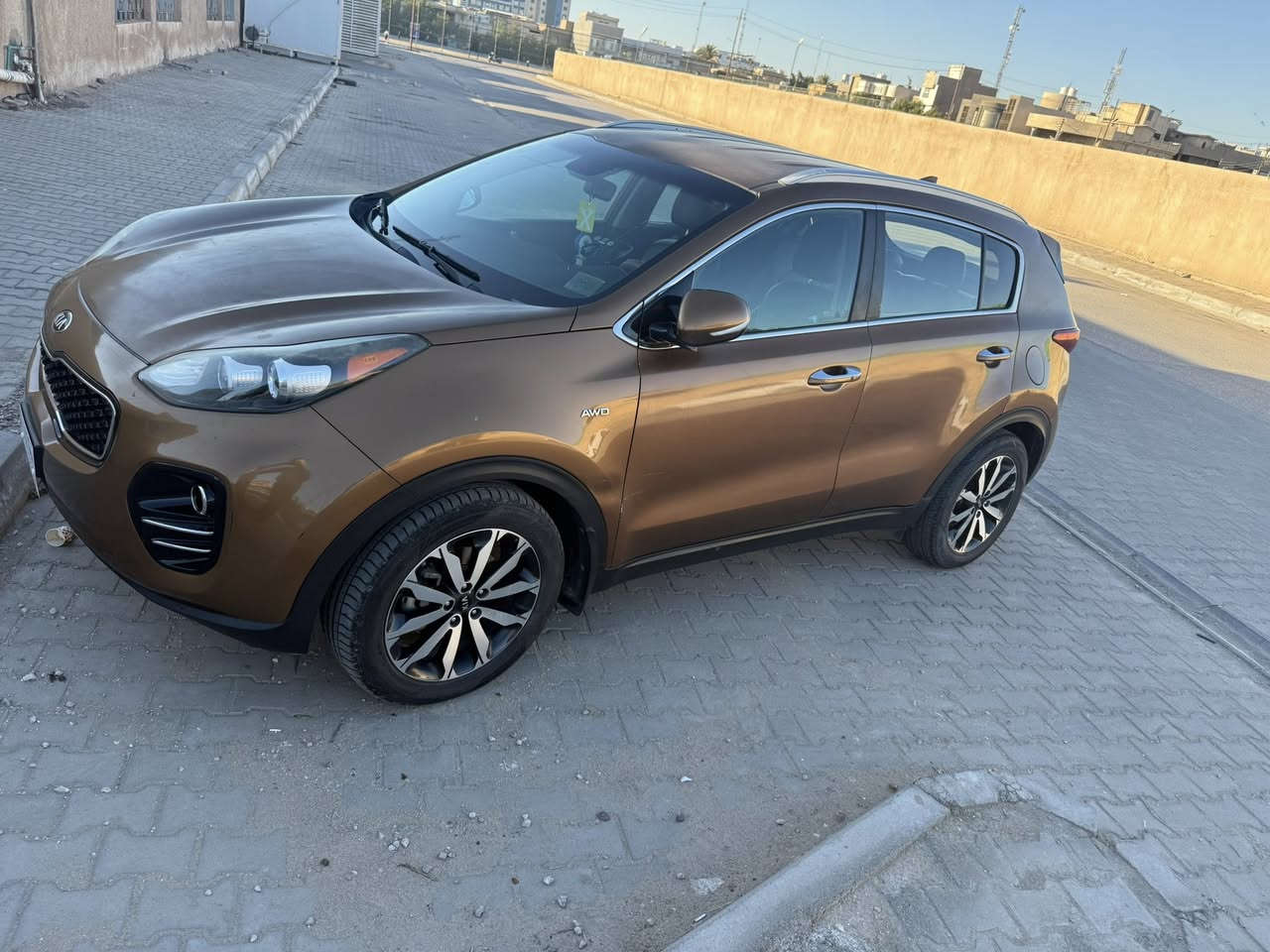 سبورتج 2018 EX فول عدا البانوراما ماشيه 72 ضرره بابين جه السائق والباقي كفاله عامه  كربلاء الإسكان 
***********
160$ وبيه مجال
