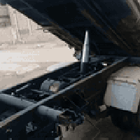 تيوتةللبيع داينا قلاب بلادي دبل شاصي معلاية 2000السعر 50 بية مجال قليل...