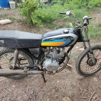 نامي ١٢٥ • بدون اوراق • ٥ گير