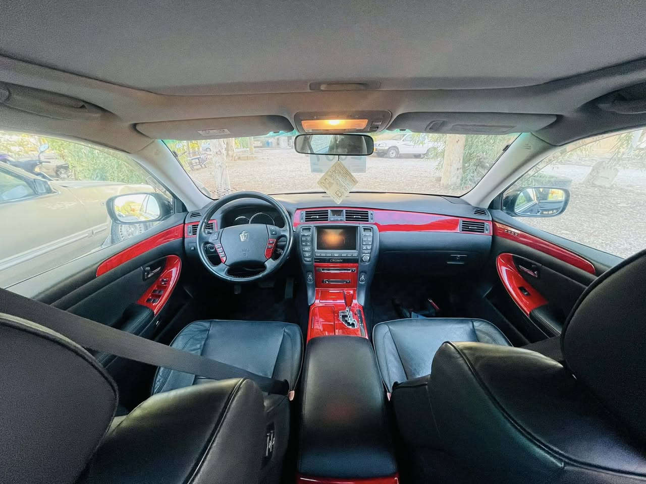 ماشاالله فخامة يابان   GRS 184     2007
سيارة مكفولة  بدون گصه بدون زربة بدون صبخ عيراق بشرت. 

قتعتين  صبغ يابان و بس

مية و ثلاثين الف ماشية حقيقي ‭

0772 517 5528‬
