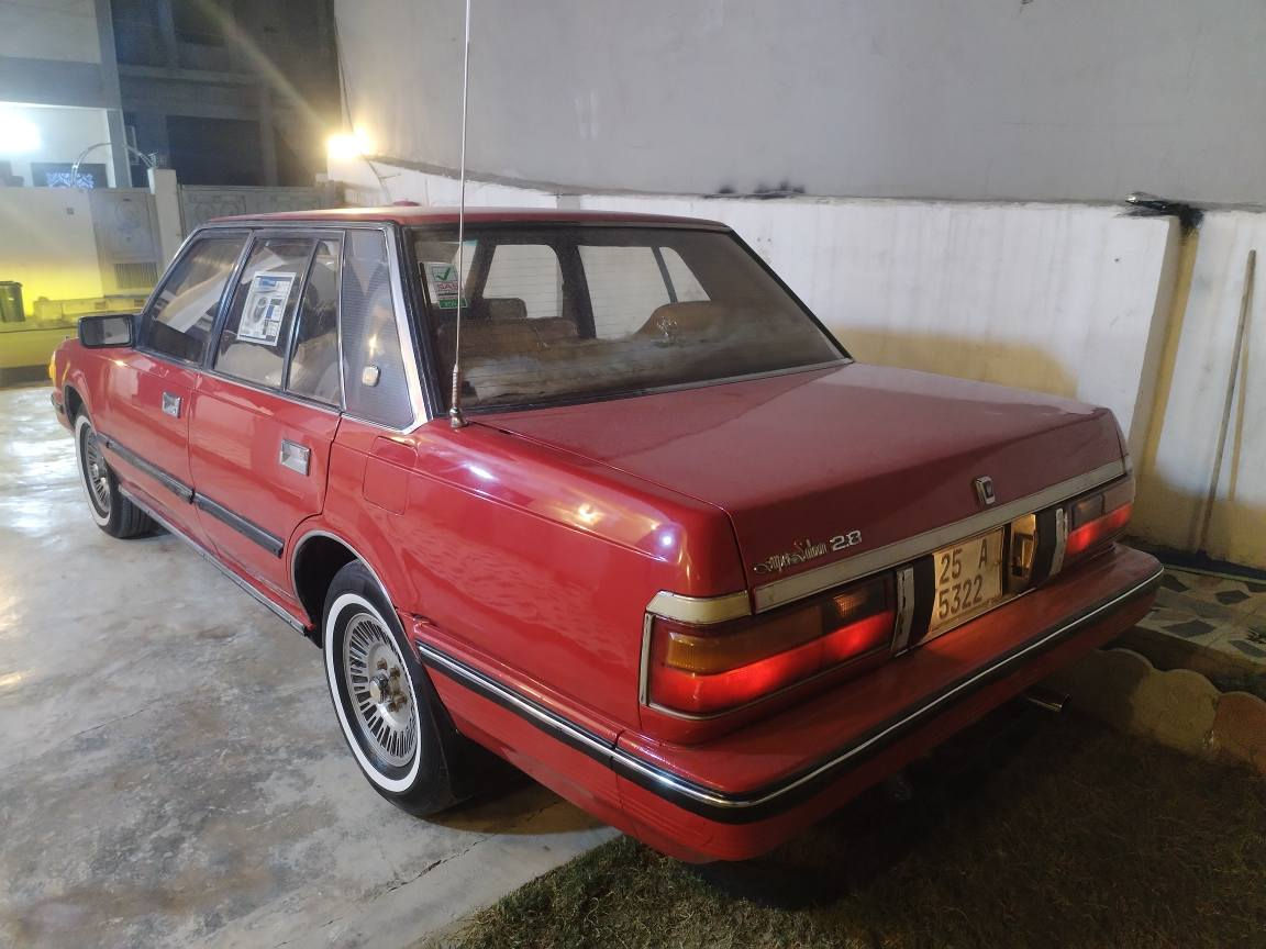 للبيع سوبر موديل 85 رقم كركوك مميز مشروع وطني سنوي جديد لحد 2030بسمي دفتر بانزين صبخ حزام جماليه بدون ضرب بدون معجون بدون خياس سيارا طخم تيرات جديد سيارا كير عادي محرك كير صدر امامي خلفي جديد تبريد كلها شرط مال جناي مكن كركوك سعر 44وبي مجال قليل *********** كركوك, العراق
