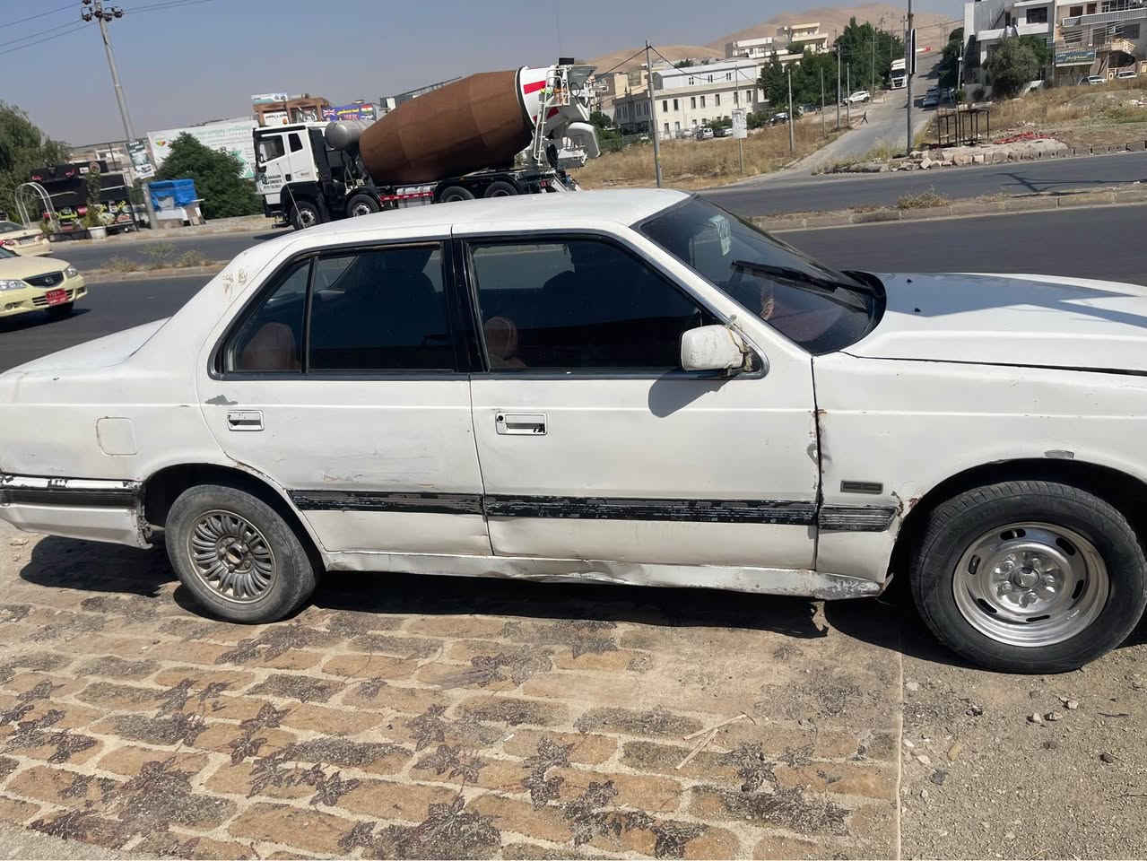 مازدا ٩٢٩ گير عادى مهكينه ١٢ كابرىته ر ئارمى پلاستيكى سليمانى گير و مه كينه و ئاكسل به شه رت سعرى ١٣ گه لاو معامه له شوين سليمانى 
گورينه و ه و فروشتن
*********** Singapore
