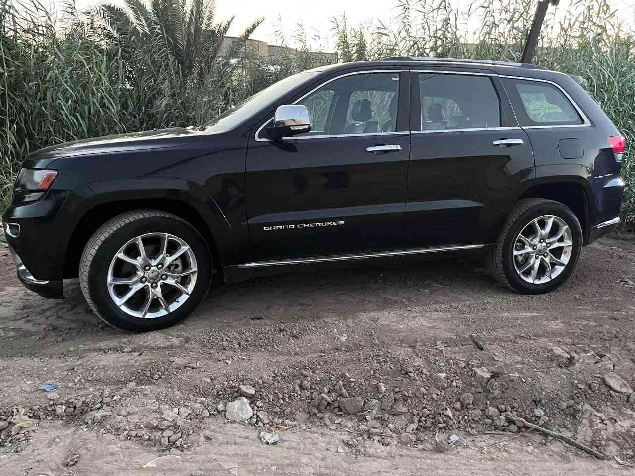 سلام عليكم شباب جيب 15 للبيع سومنت فول الفول مكينه  5700 رقم بغداد انگليزي ب اسمي تحويل مباشر السياره حادثها فقط بنيد مصبوغ لاغير مكفوله من داخل سياره جاهزه من حداديه تخم تاير ماتصرف عليها دينار ترايك وين ماتريد السعر بلاش 167 لحك يولد ماكو هيج اسعار بالعافيه على الياخذها
للاتصال 
***********
