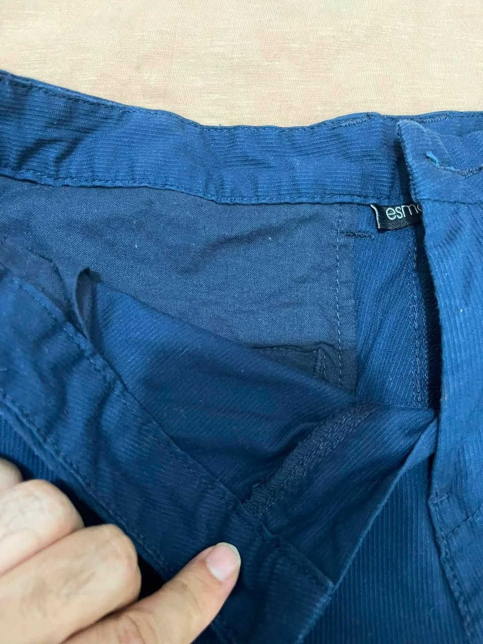 قطعتين اصليه التيشيرت ميديم نسبه القطن ١٠٠٪؜ يلبس وزن ٨٠ _٧٥ والبرموده قماش للن وقطن تلبس كمر ٣٢_٣١ سعر القطعتين ١٠ الاف


**إذا كنت صاحب هذا الإعلان وتريد حذفه لأي سبب، رجاءا أرسل رسالة إلى الدعم الفني**